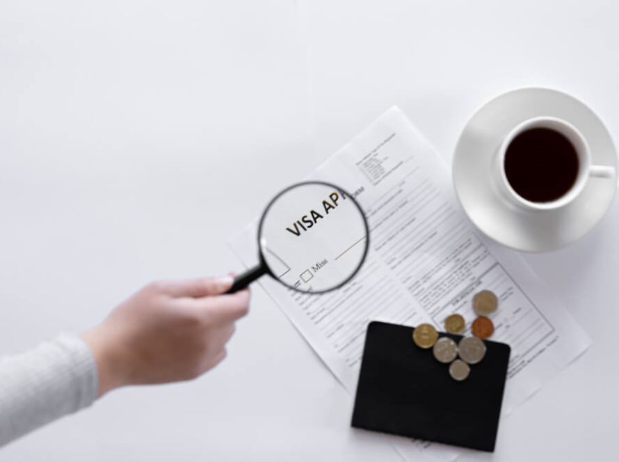 Common Mistakes to Avoid When Applying for a Dependent Golden Visa UAE – Helpxpat Guide